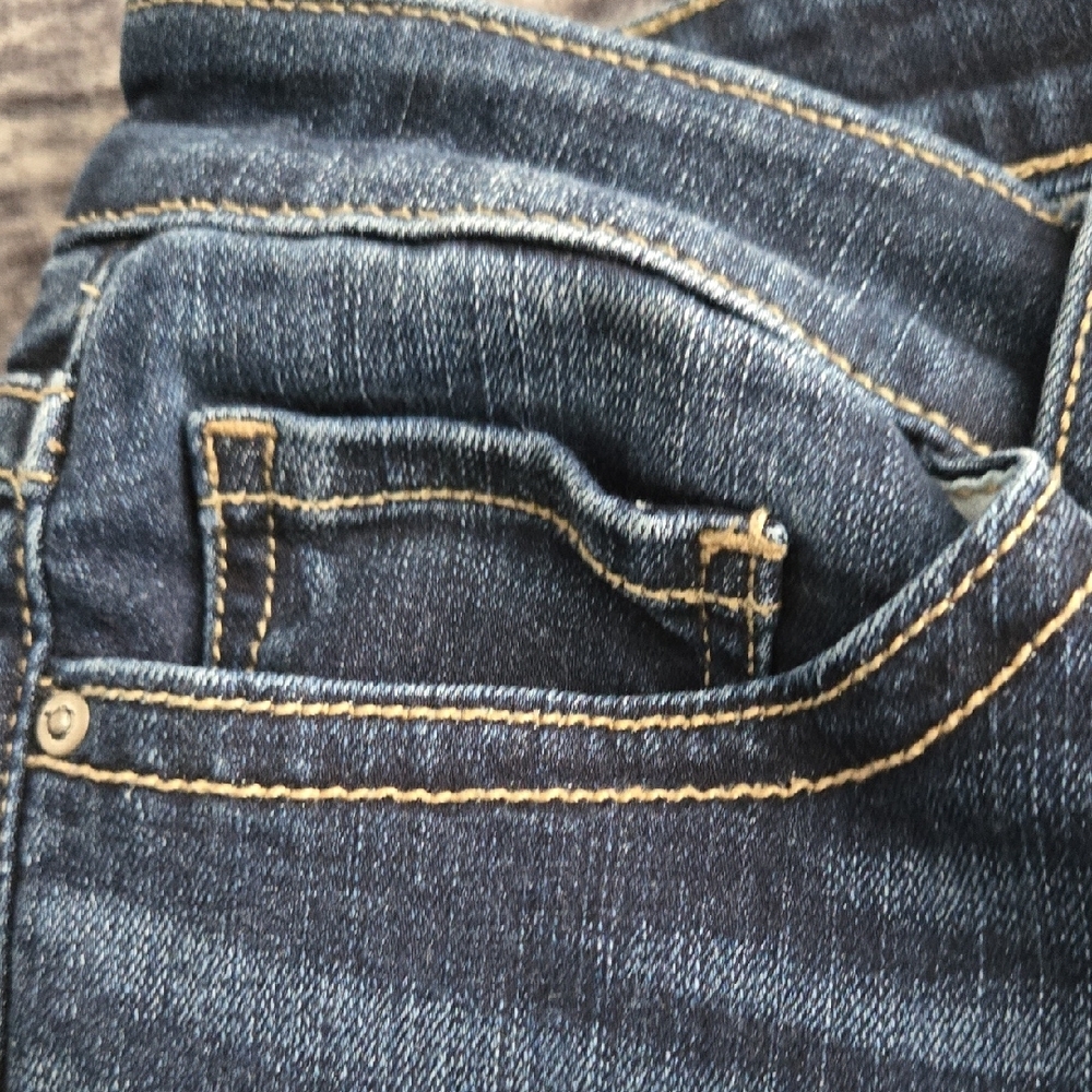 BKE Blue Straight Leg Jeans with Classic Fading - Picture 6 of 10
